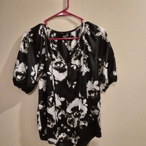 Simply Vera Vera Wang Black and White Floral Tie-Neck Blouse